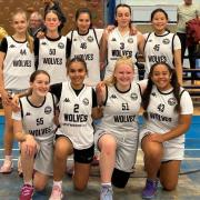 The Under-16 girls edged a thriller at Ipswich, winning 59-58.