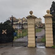 Netflix crews are reportedly using Childwickbury Manor.